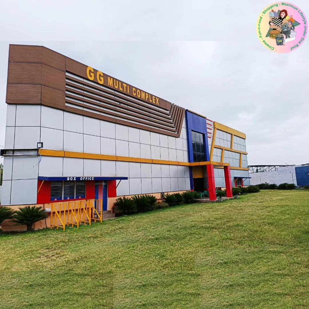 G G Multi Complex Hotel Meerut Bagian luar foto